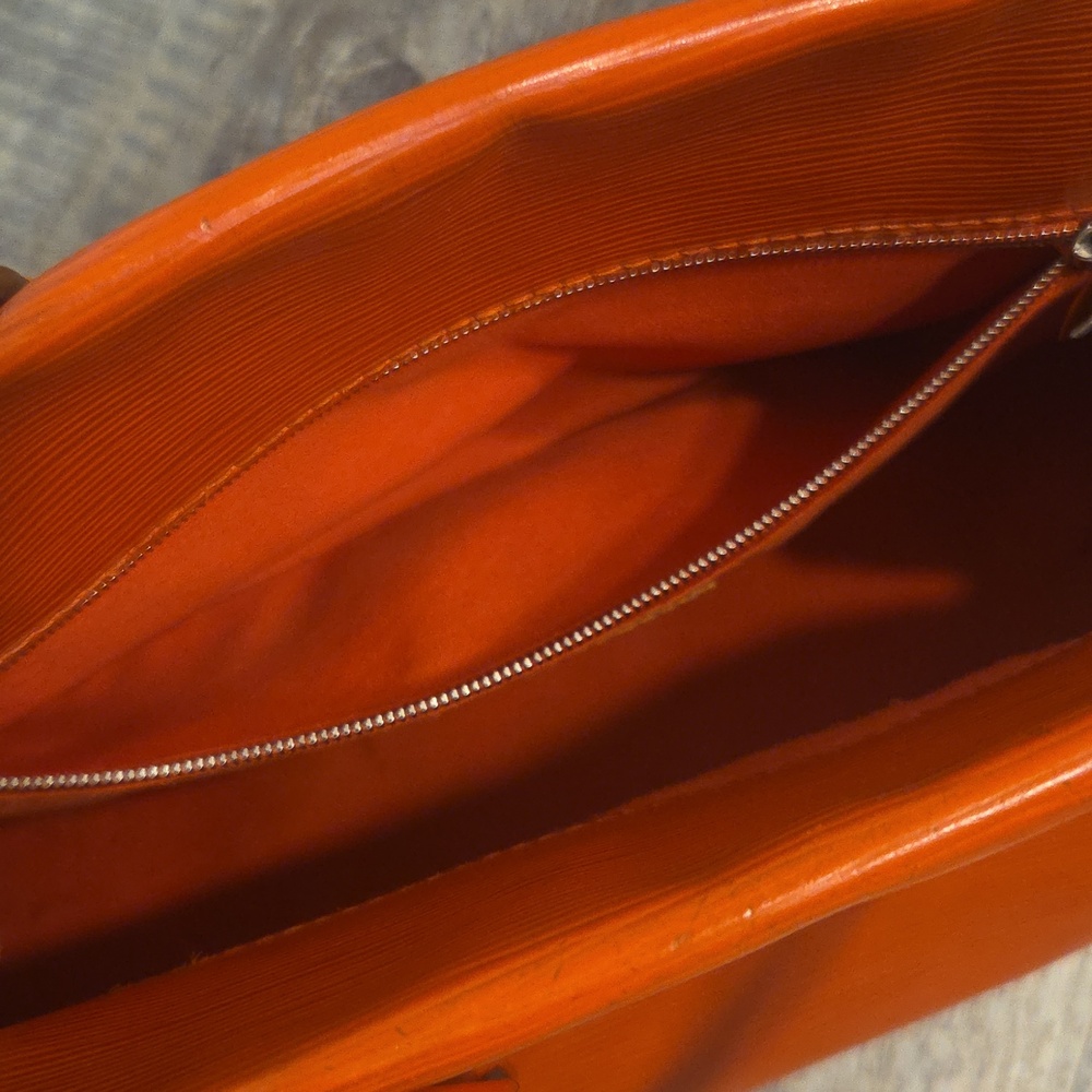 Louis Vuitton Marly MM Orange Epi Leather Crossbody Top Handle Removable Strap - Picture 14 of 17